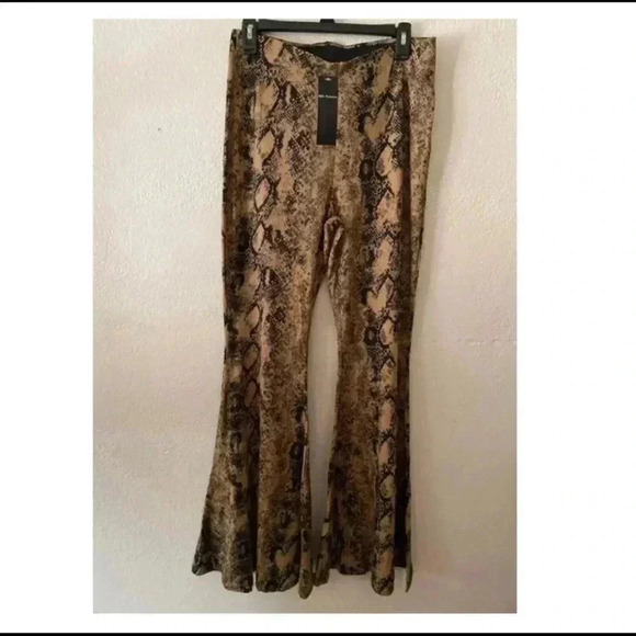 🆕Boho Vibes Toast Snake-Pattern Flared Pants M🆕 - Picture 5 of 7